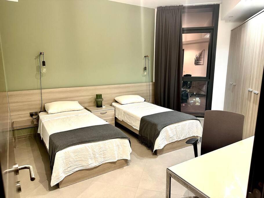 Stunning 2Br Apt In St Julians Saint Julian's Bagian luar foto